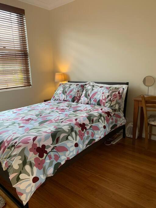 Eastlakes 2 Bedroom Close To Airport * Sydney