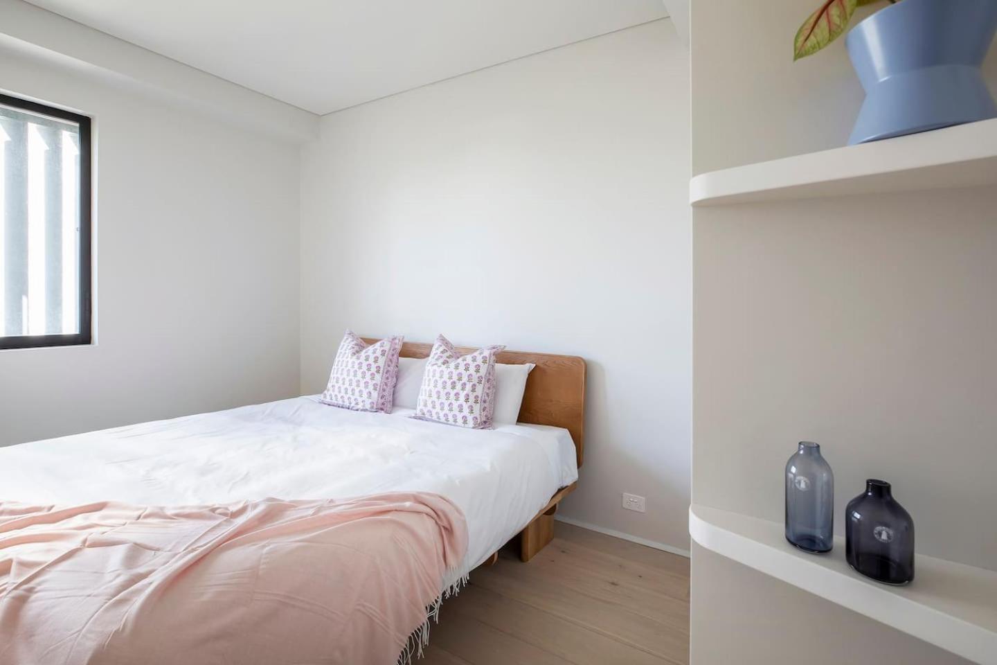 The Grove - Explore Harbourside Living Apartment