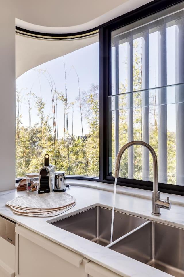 The Grove - Explore Harbourside Living * Sydney