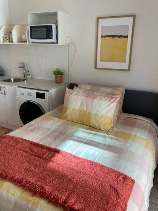 Apartment Newly Renovated Sydney