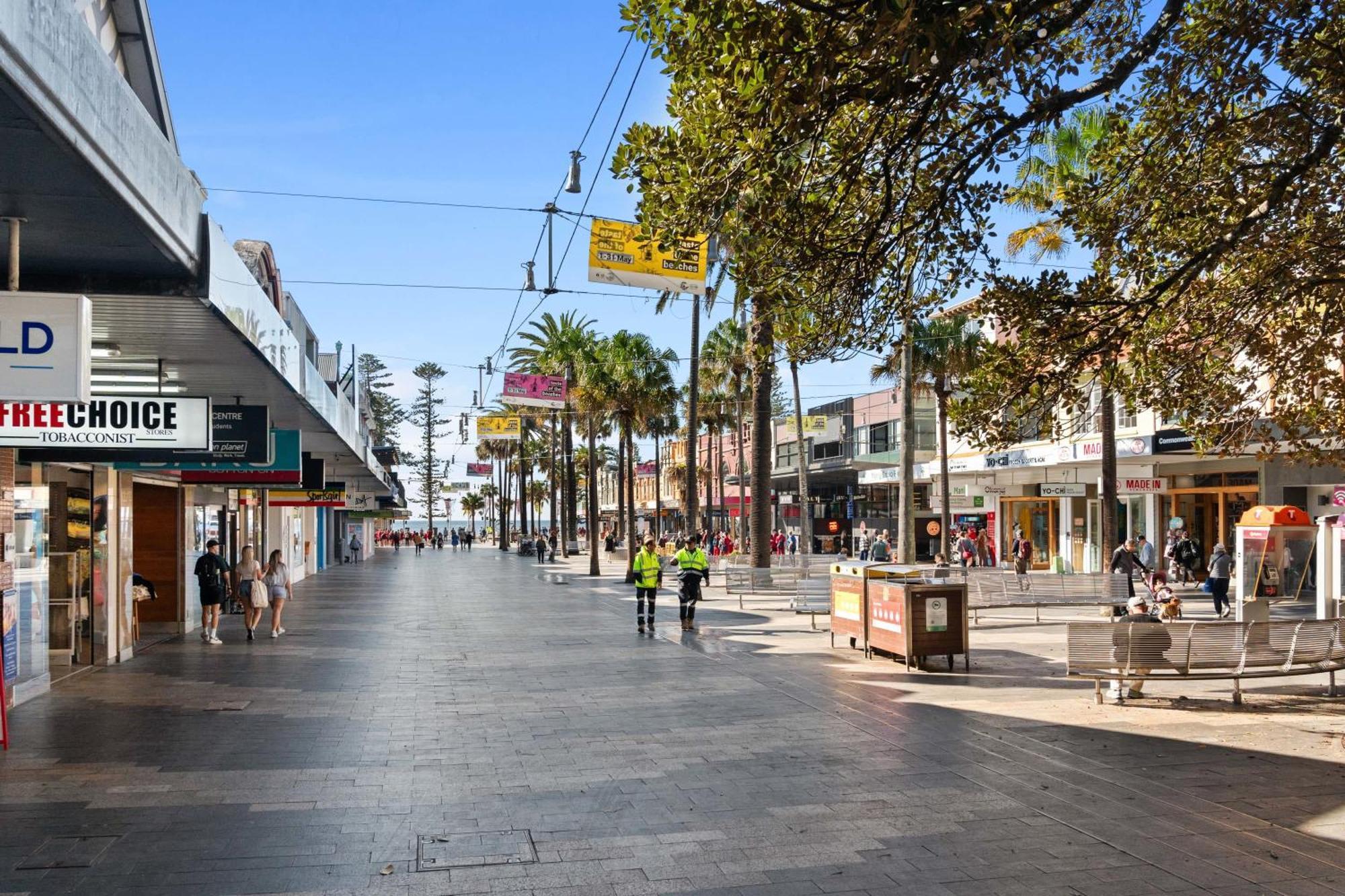 Great Esplanade Manly Harbour Front