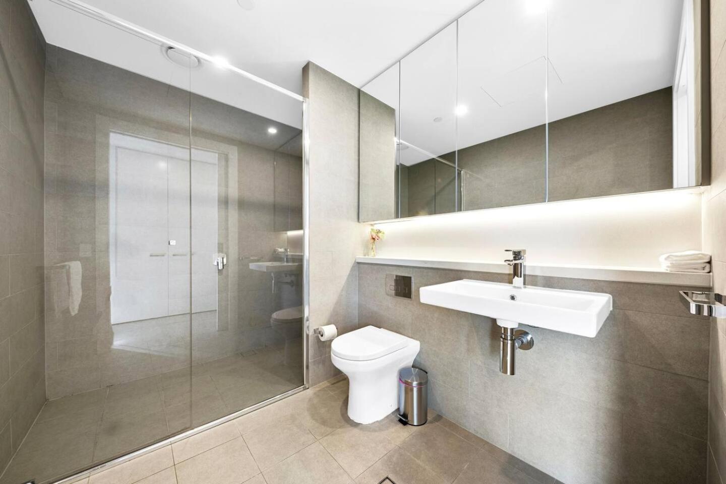 Apartment Relaxing Getaway In Olympic Park