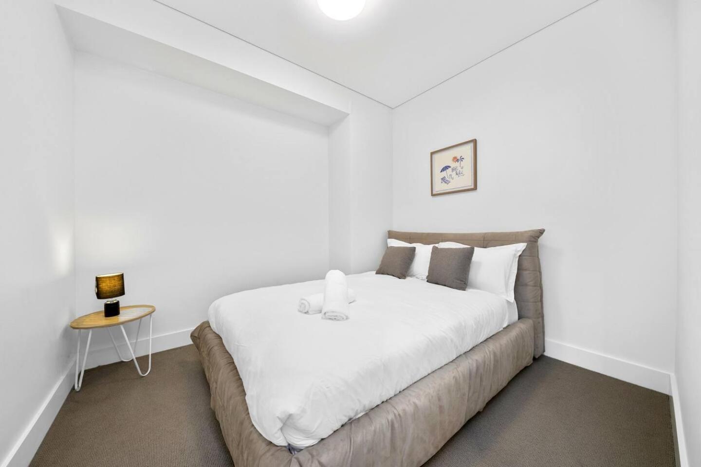 Relaxing Getaway In Olympic Park Apartment Sydney