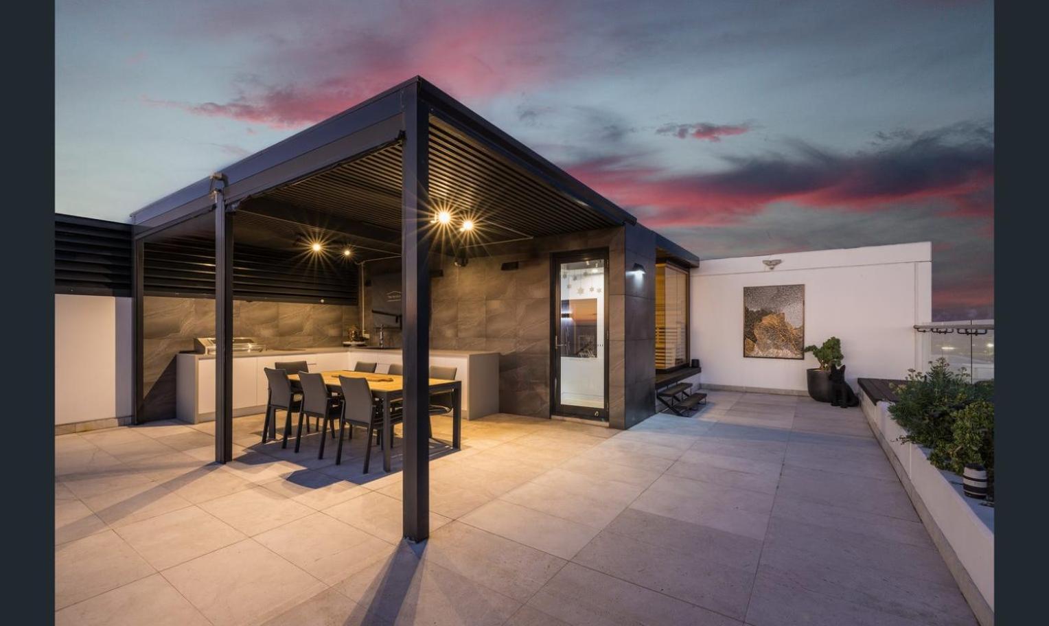 Rooftop Penthouse Eastgardens