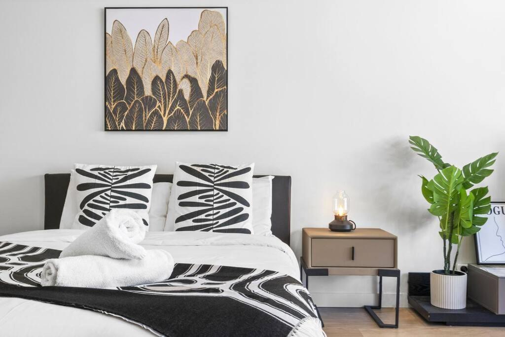 Urban Oasis In The Heart Of Apartment Sydney