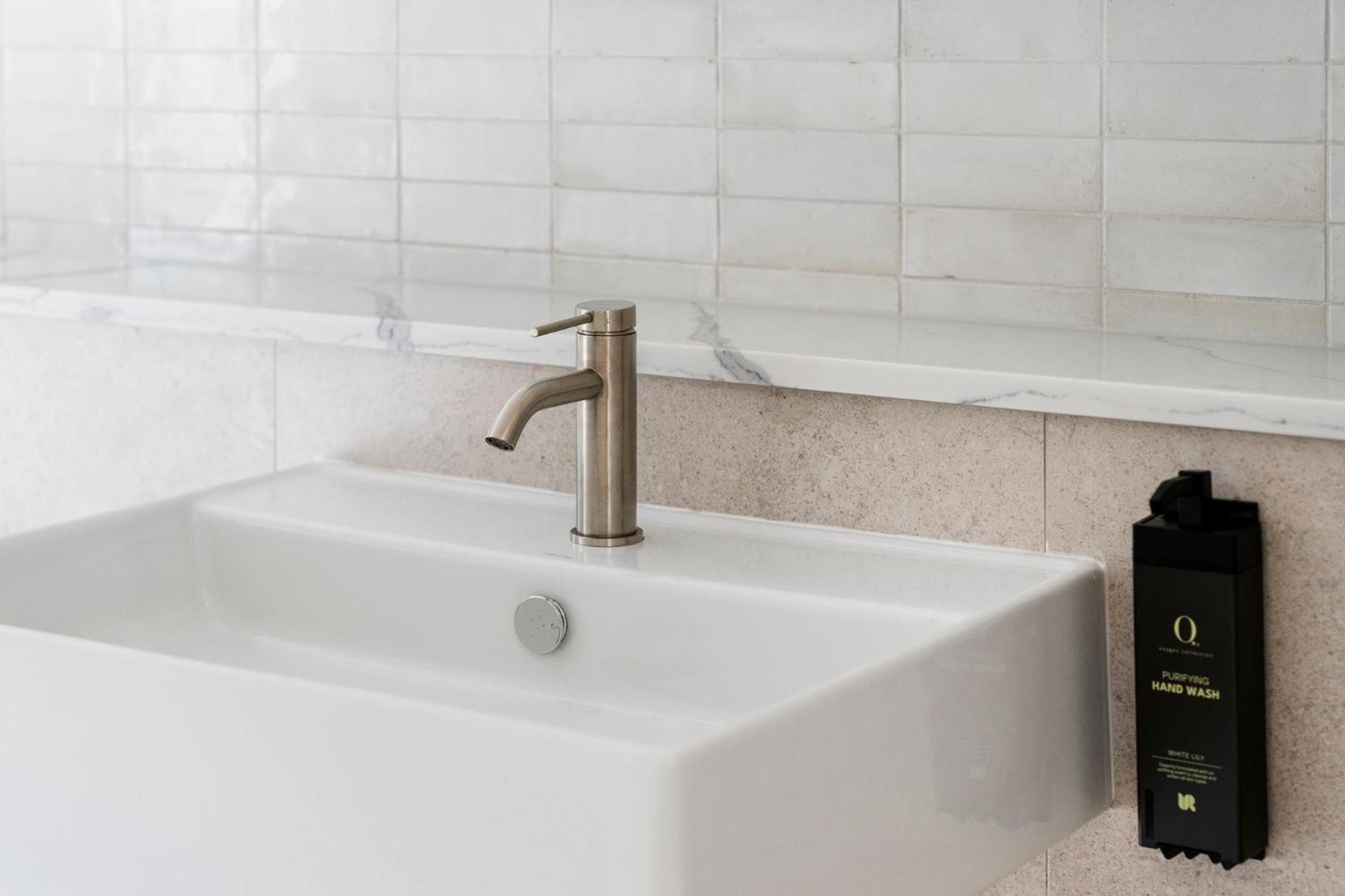 The Henrietta By Urban Rest Apartment Sydney