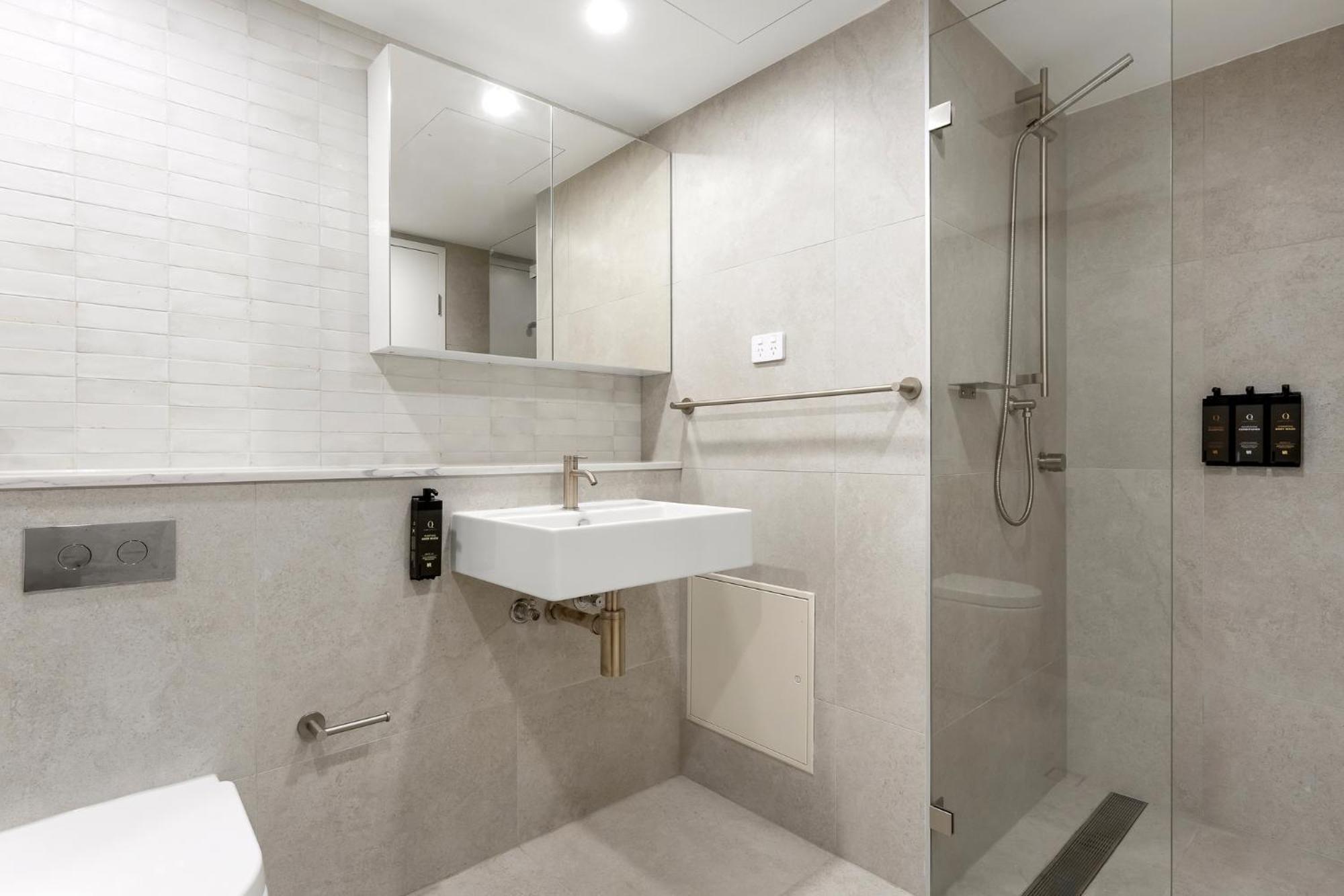 Apartment The Henrietta By Urban Rest