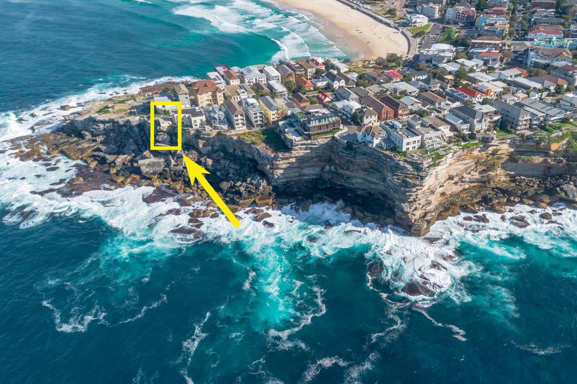 Upscale Cliffside With Ocean Views North Bondi * Sydney