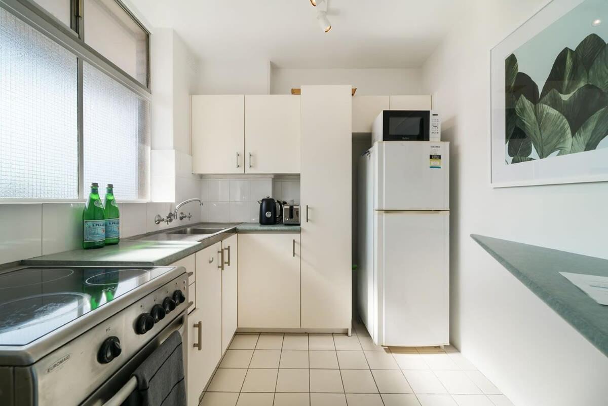 Bright And Sunny Apartment Sydney