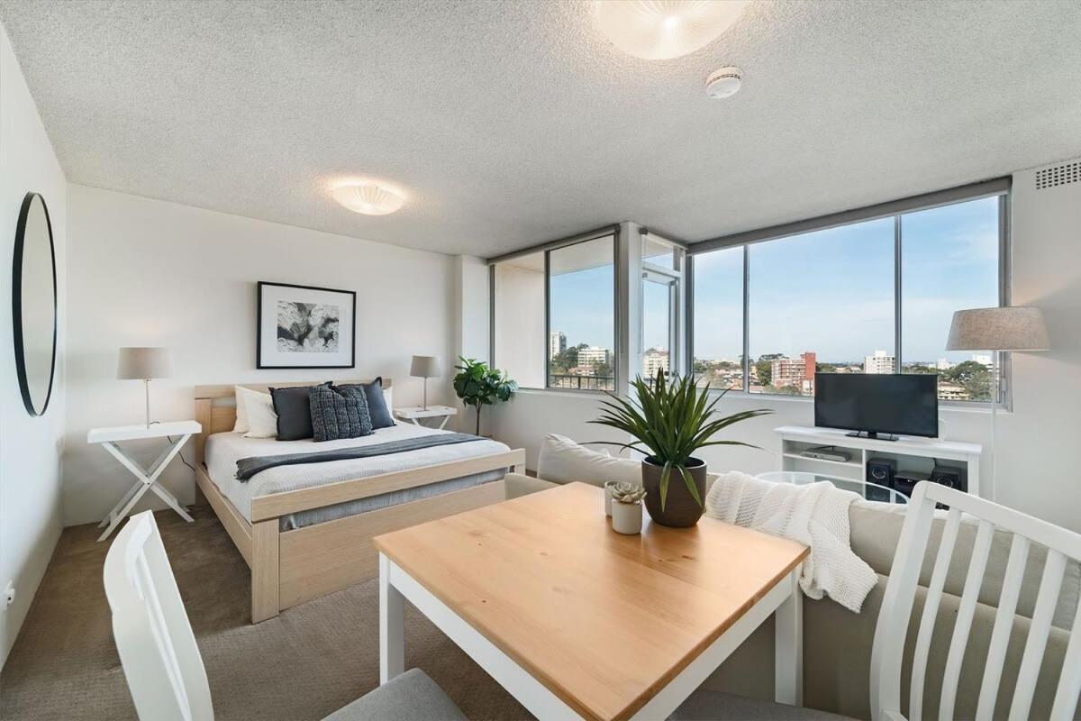 Apartment Bright And Sunny Sydney