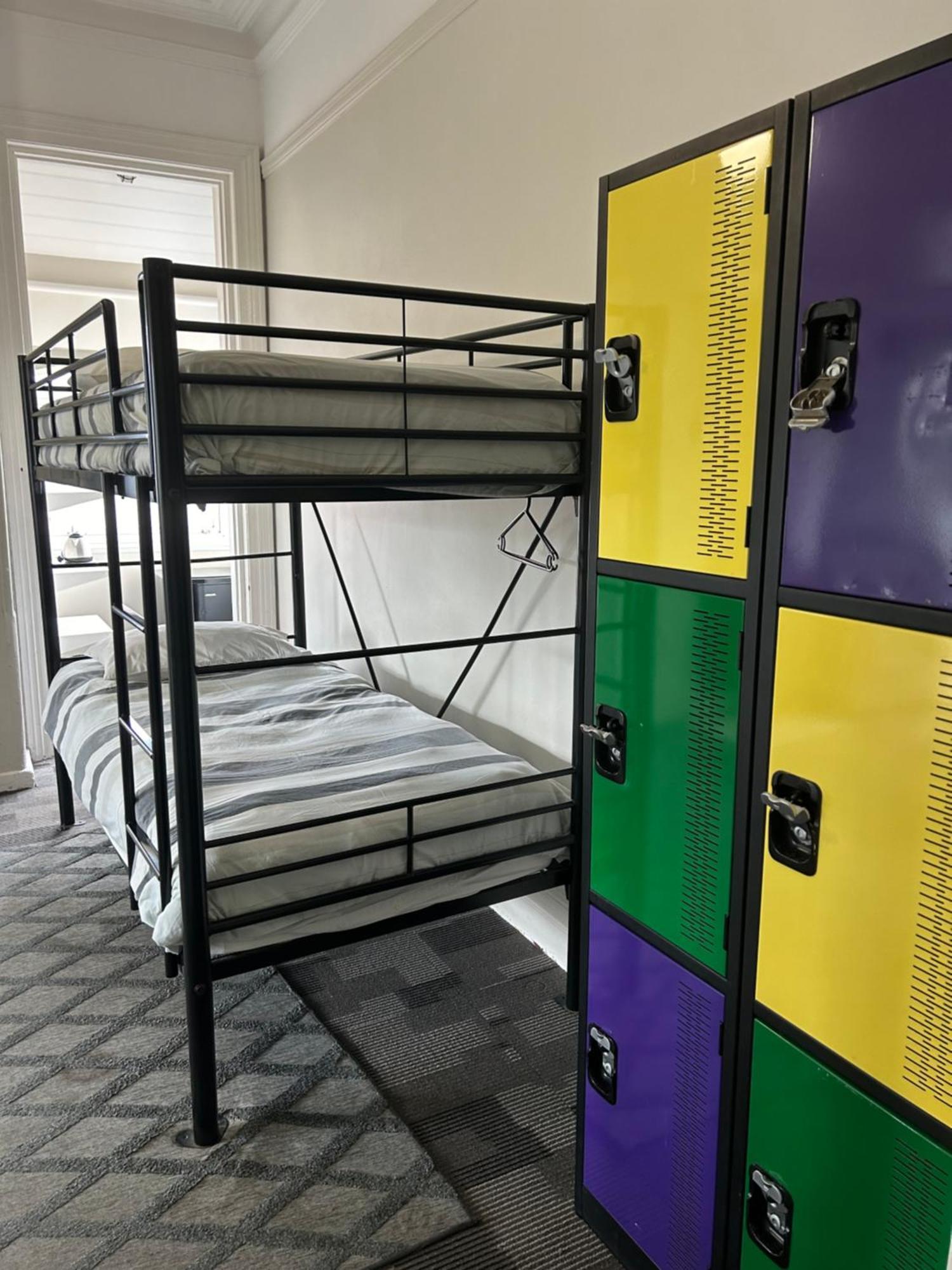 Manly Bunkhouse Hostel *