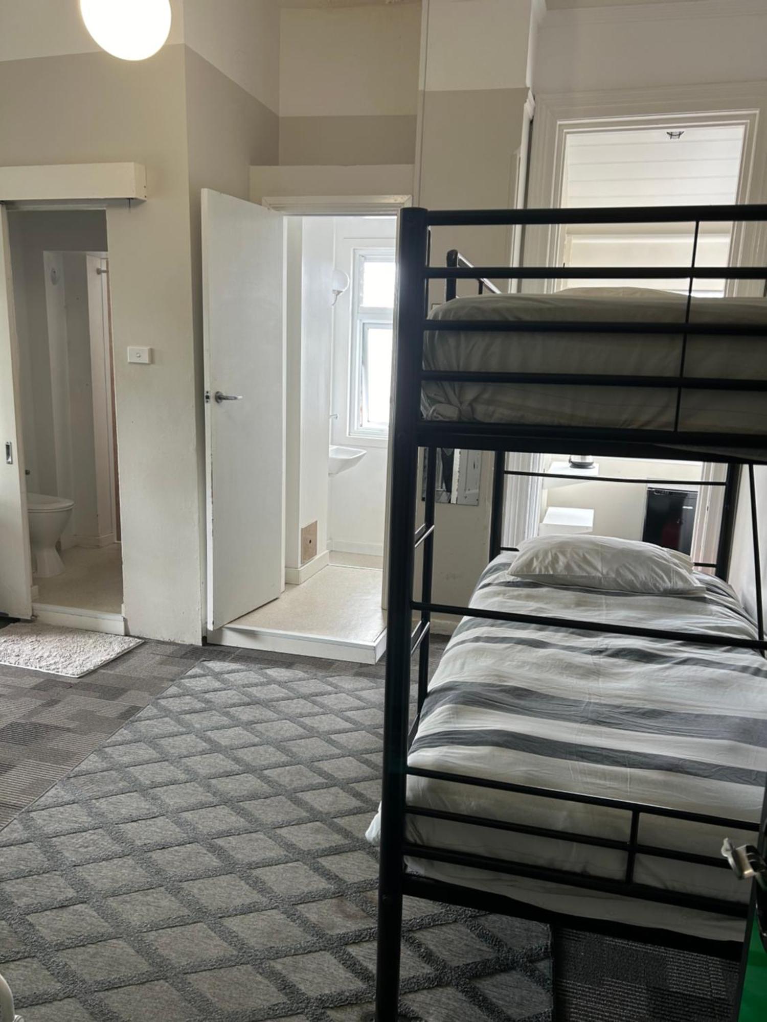 Manly Bunkhouse Hostel Sydney