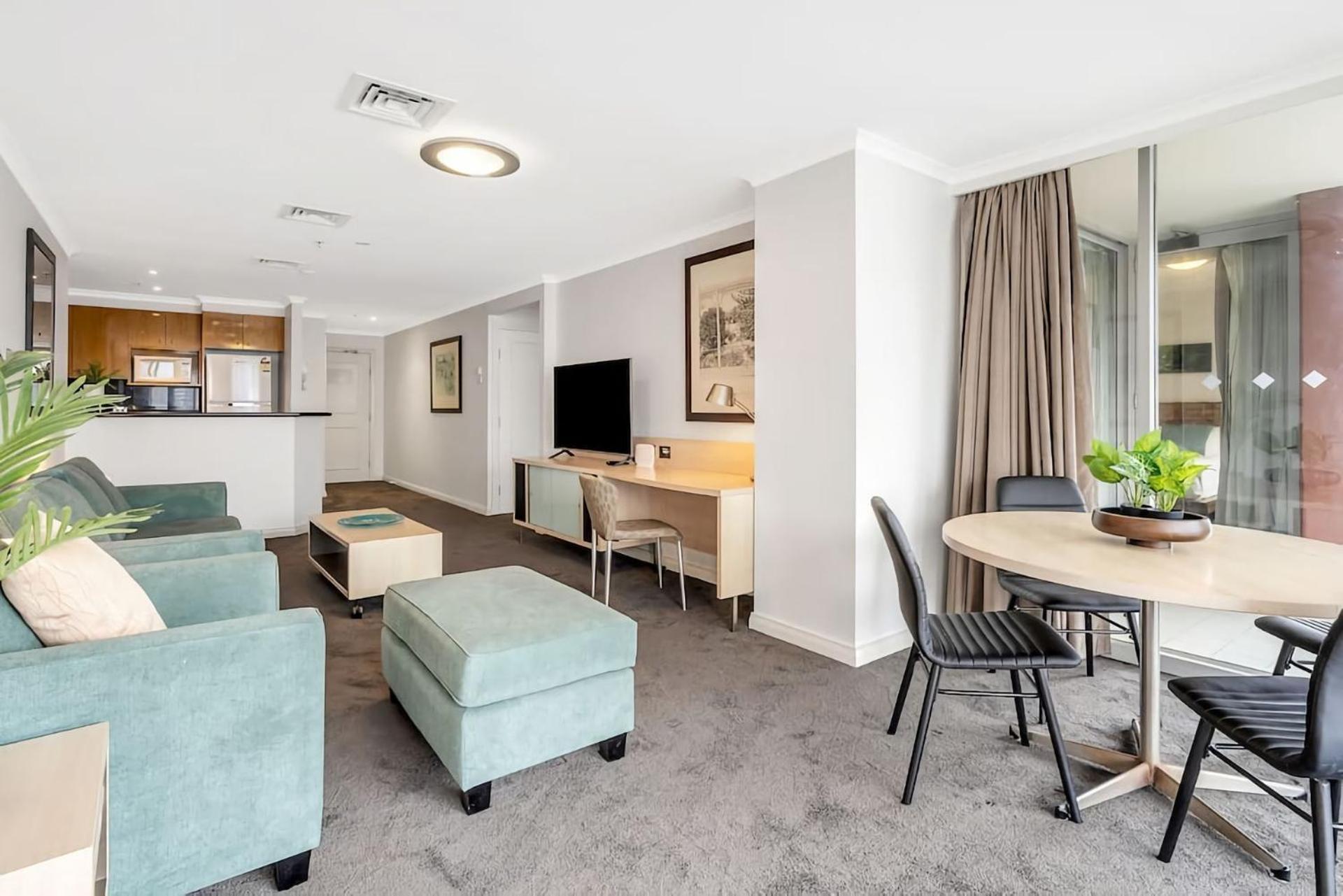 Apartment Dream Harbour View Parking Gym Pool
