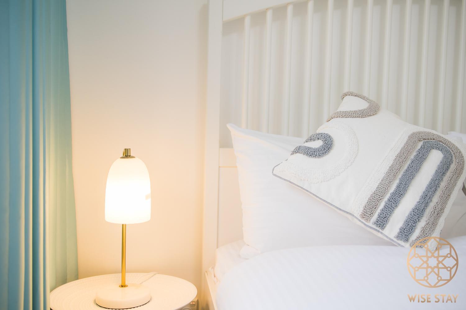 Hurstville 2br Granny Flat Near Shopping & Train Apartment Sydney