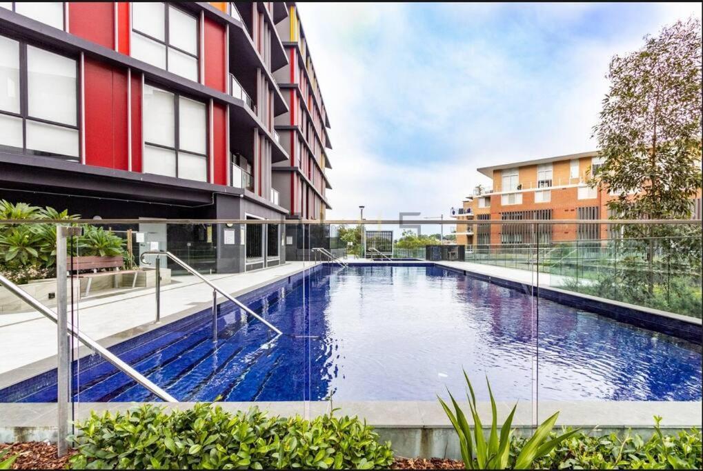 Stunning Waterfront 3 Bedroom With Pool, Bbq Sydney