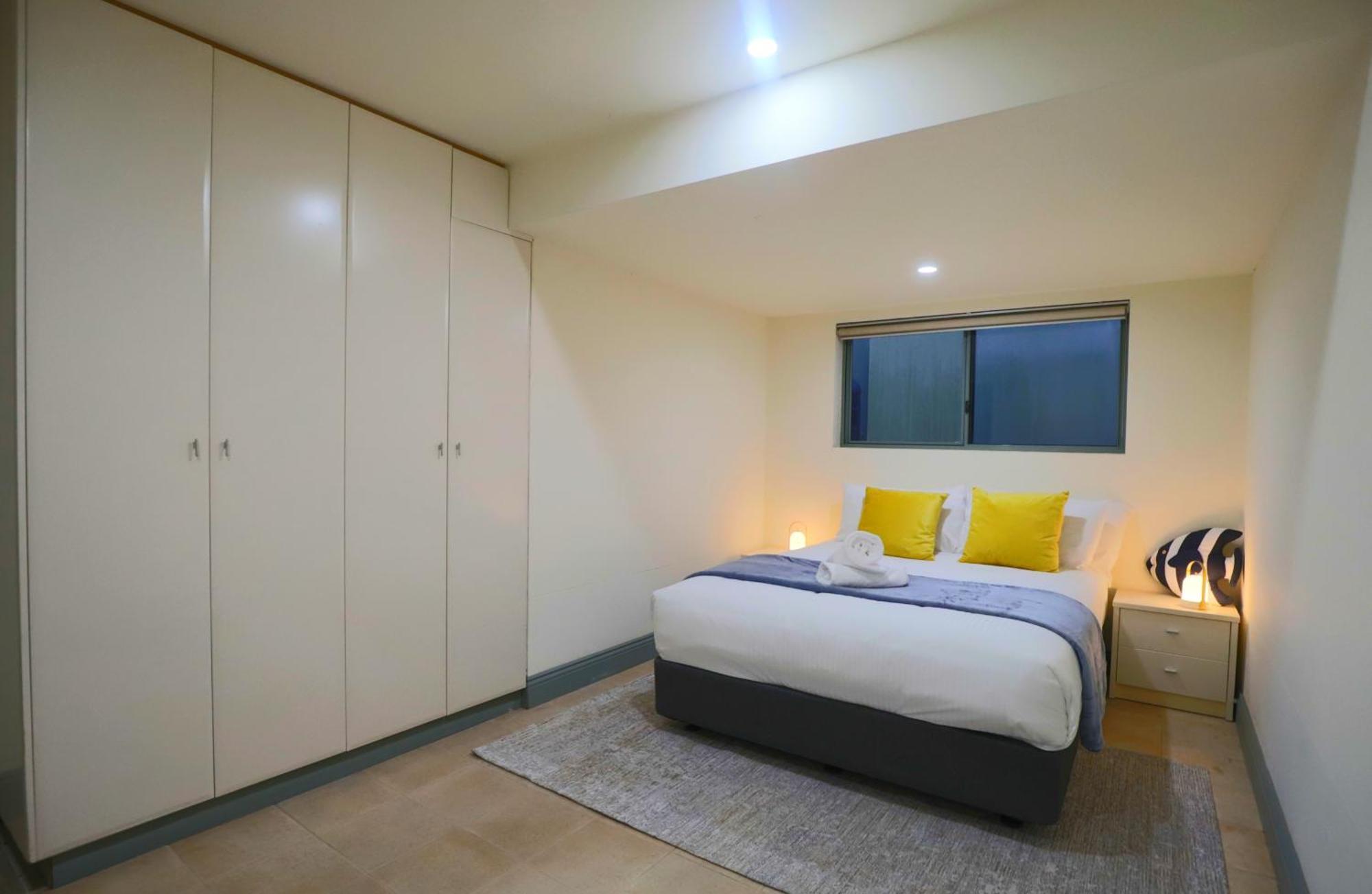 Holiday home Chiswick Waterfront Retreat *