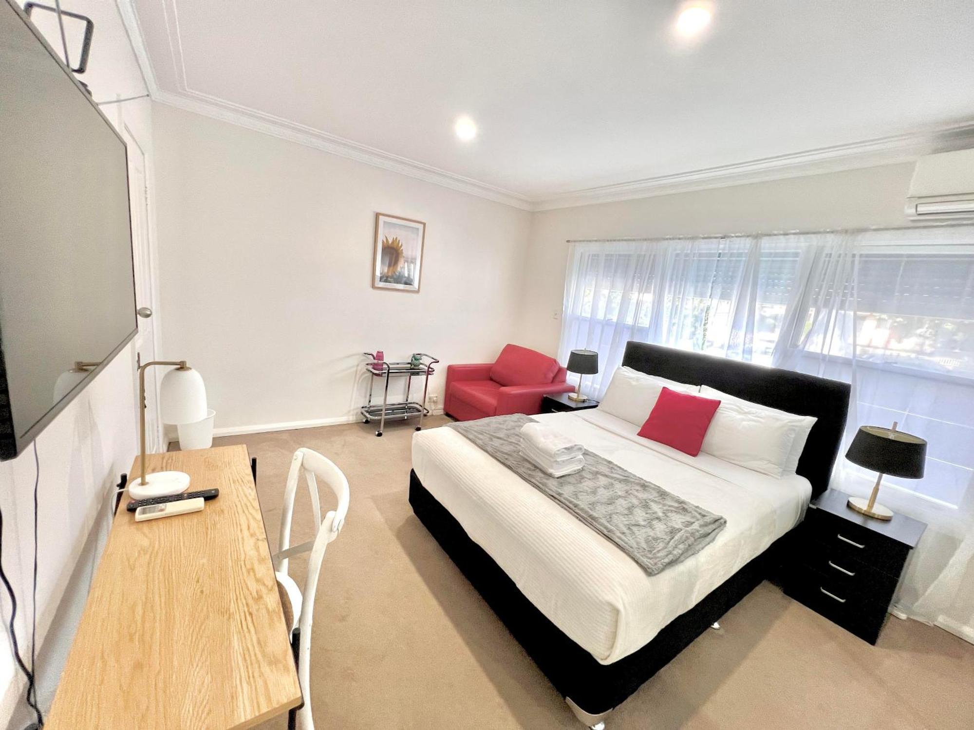 North Ryde Guest house