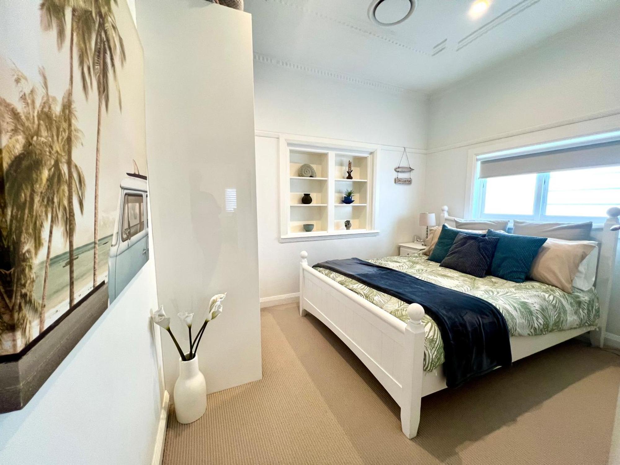 Manly Retreat With Free Onsite Parking Sydney