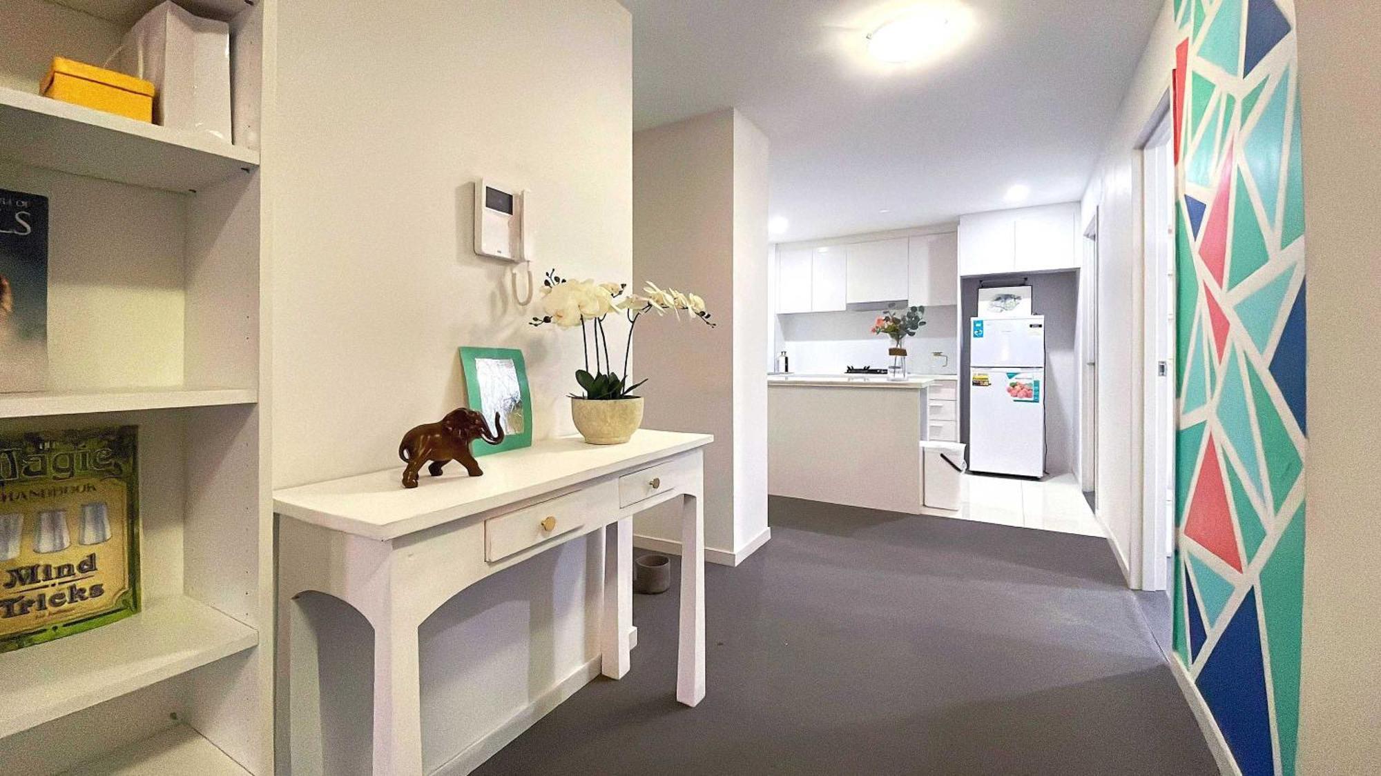 Metawise 2br In Heart Of Hurlstone Park Apartment Sydney