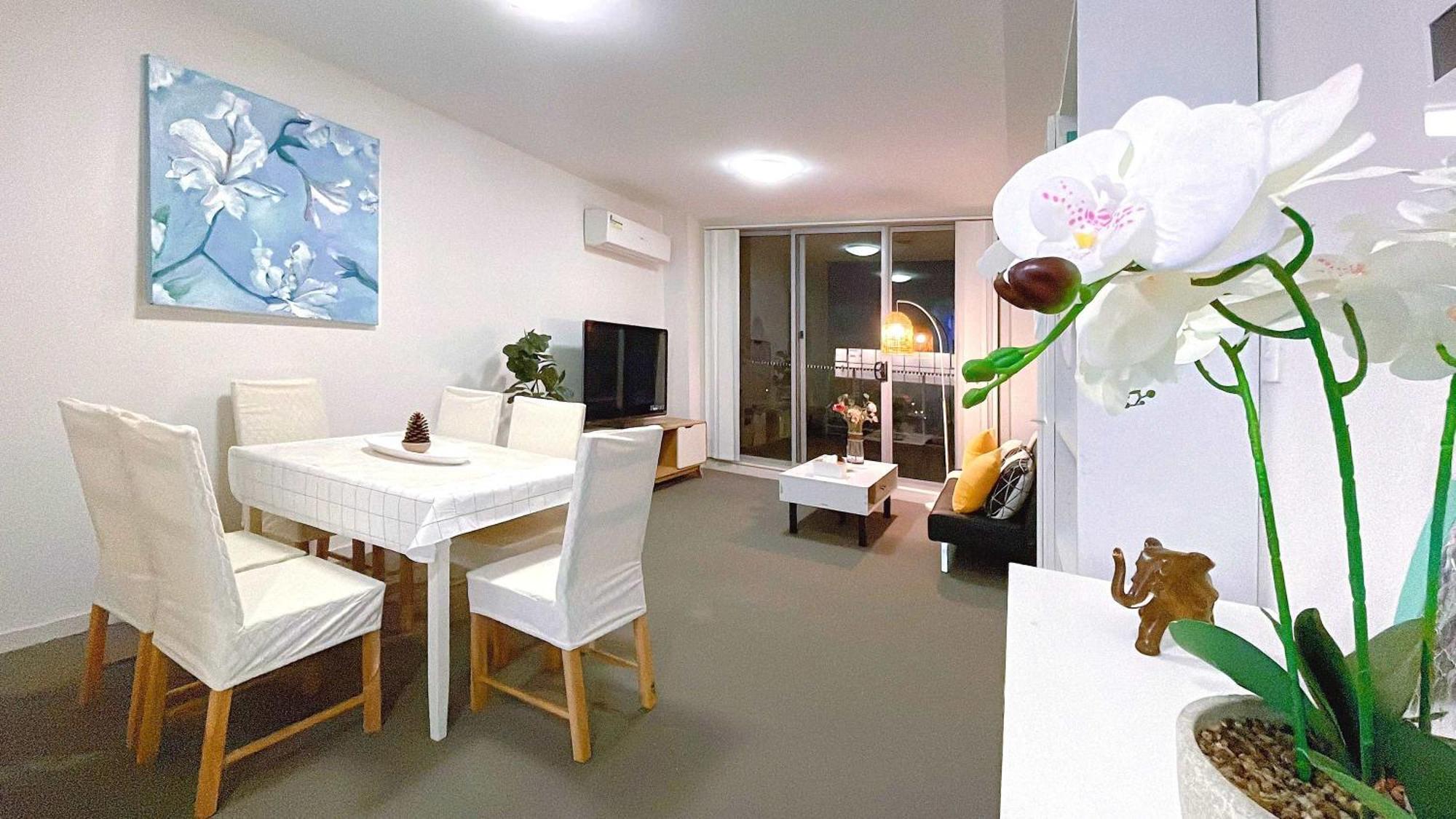 Metawise 2br In Heart Of Hurlstone Park Apartment Sydney