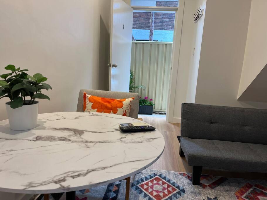 Convenient - Surry Hills Apartment Sydney