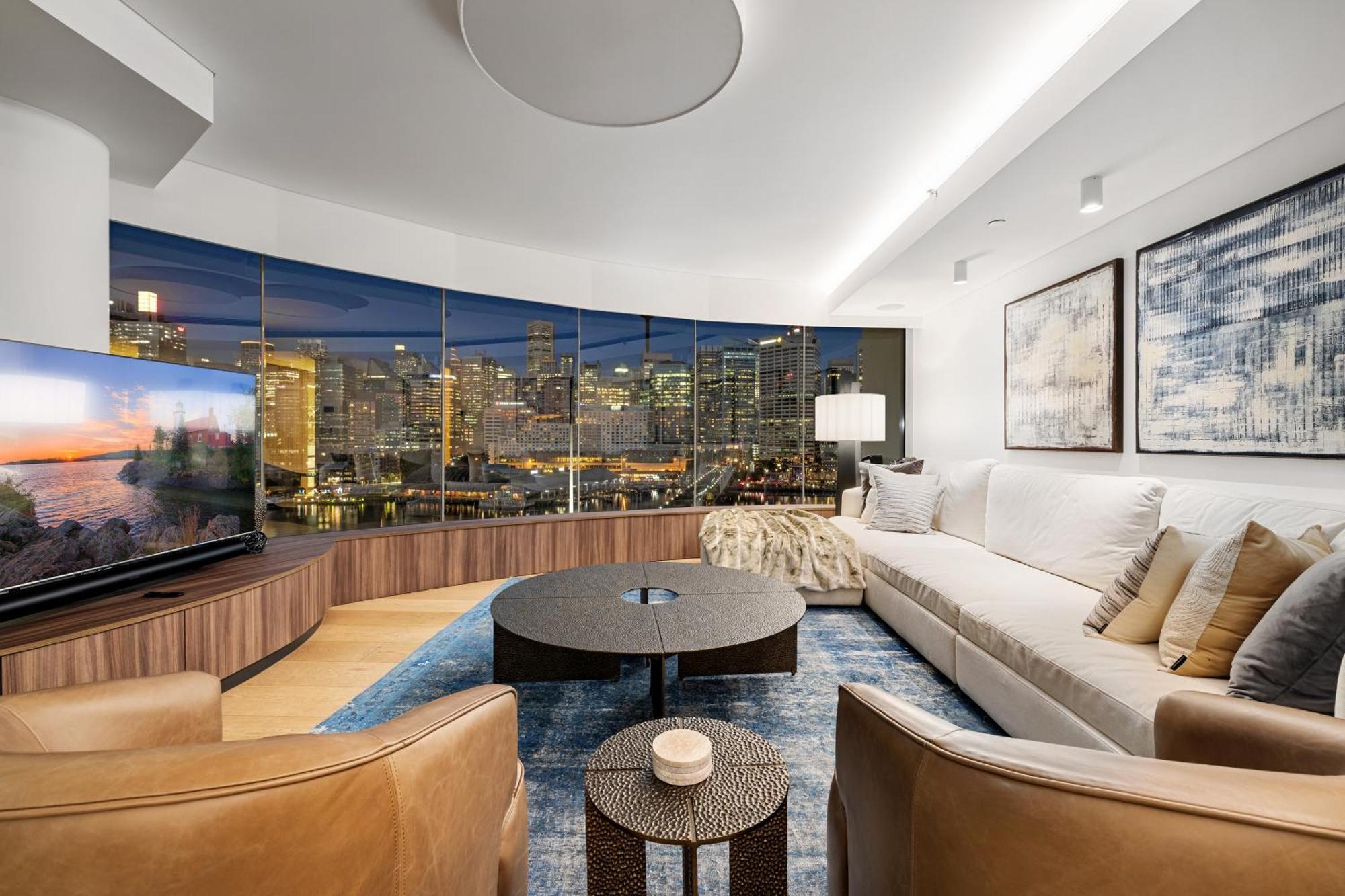 3 Bedroom Darling Harbour