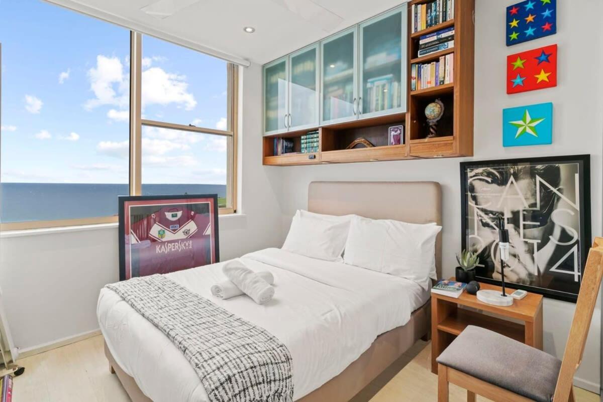 Panoramic Bondi Views Apartment