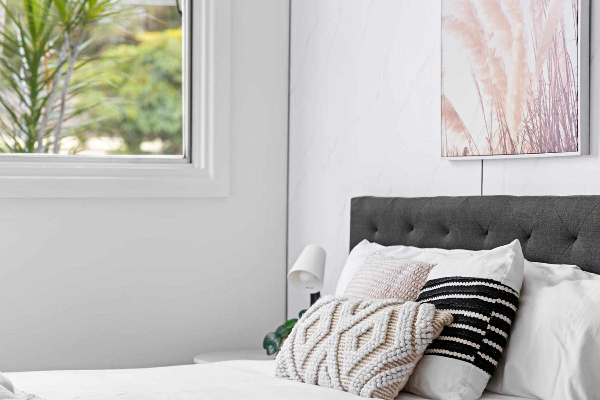 Elegant Double - Mins To Airport - Shared Bathroom Casa de hóspedes