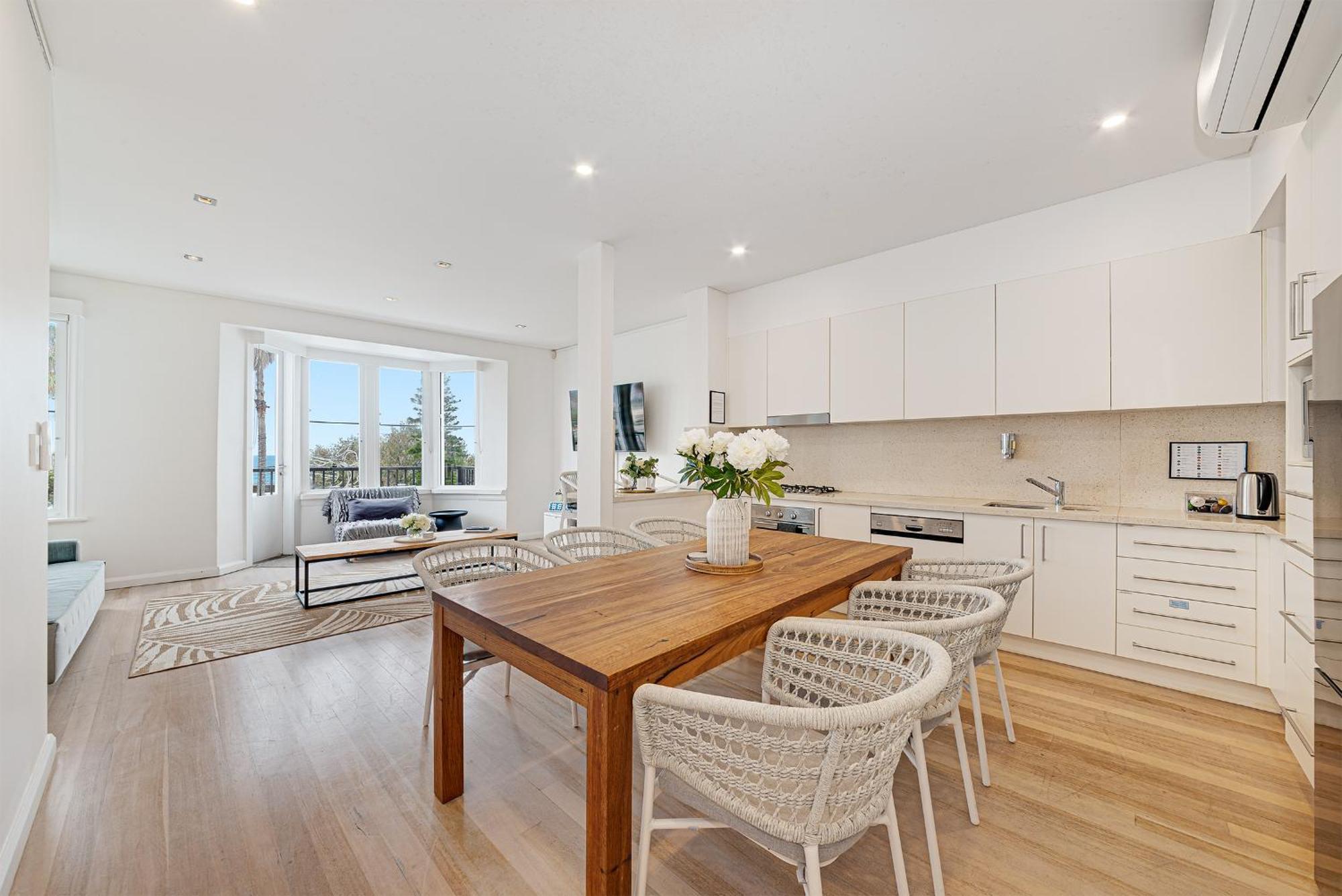 Bondi Hazel Unit 1 - View With Balcony And 2 Bedrooms Sydney