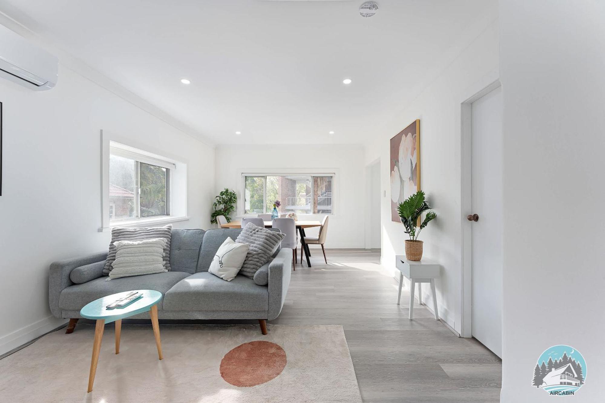 Stylish 4-bed Loft In Manly Walk To & Ferry Apartment