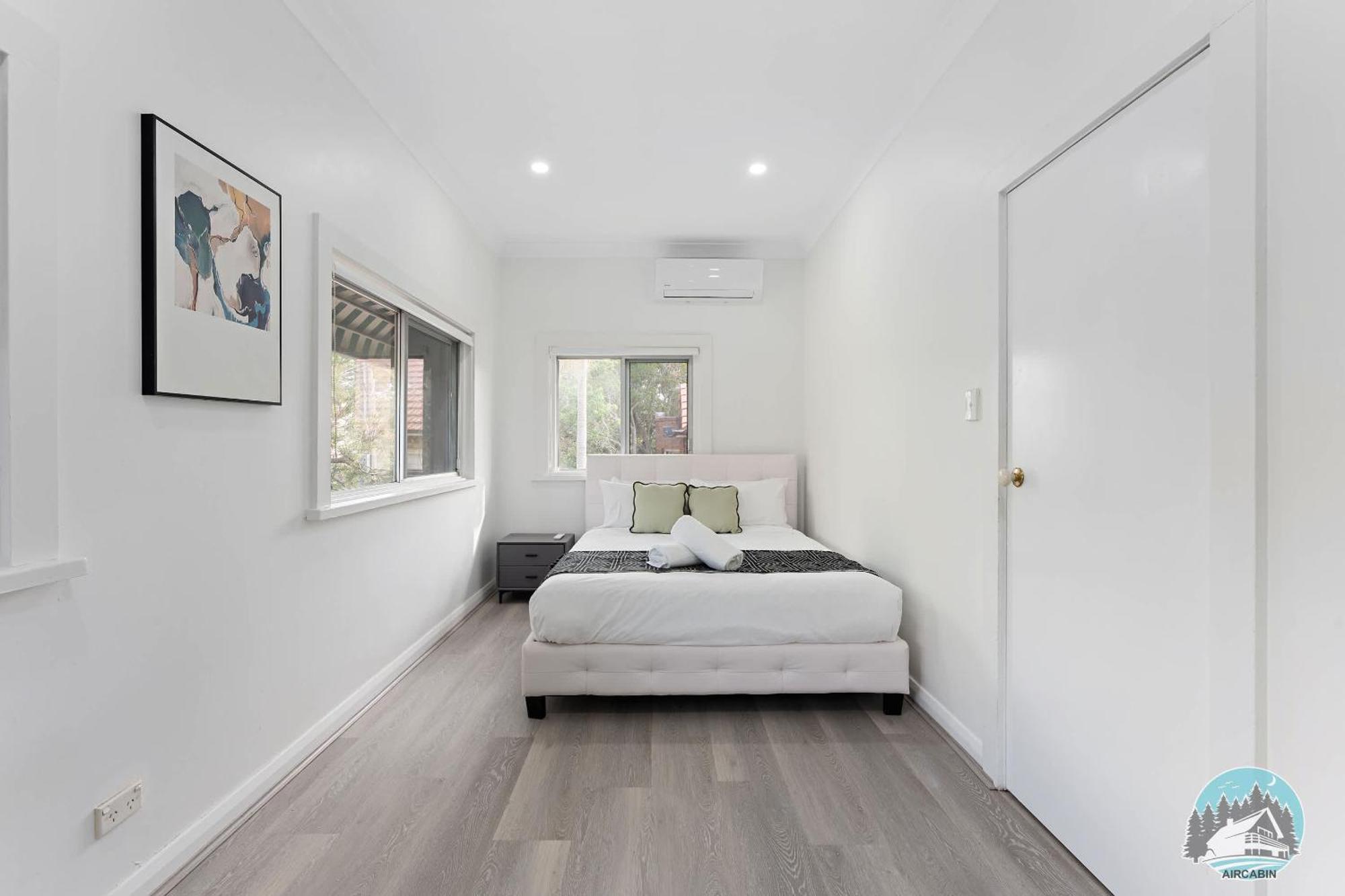 Stylish 4-bed Loft In Manly Walk To & Ferry Sydney