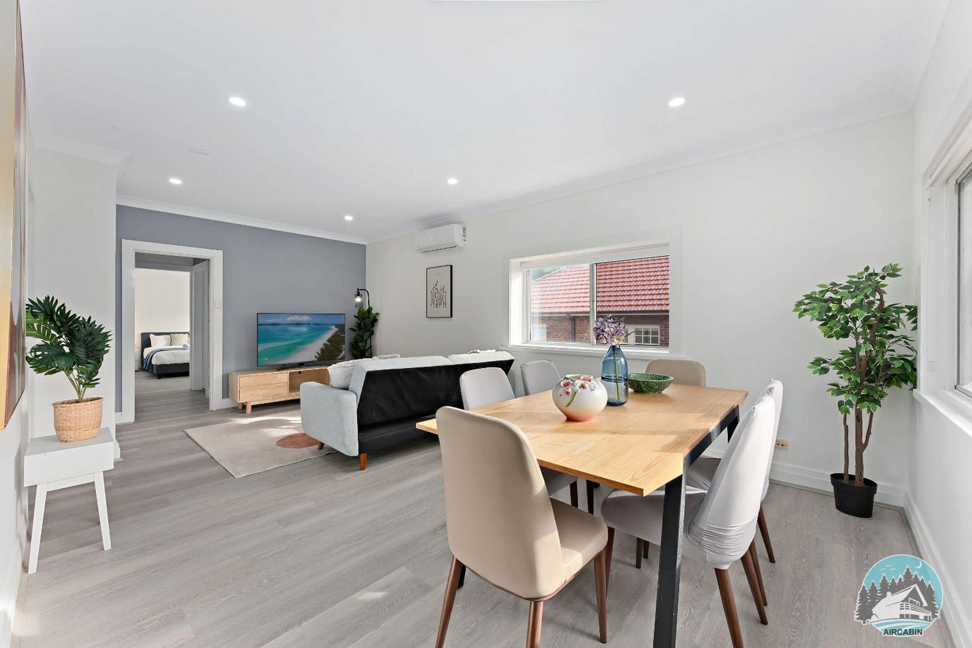 Stylish 4-bed Loft In Manly Walk To & Ferry *