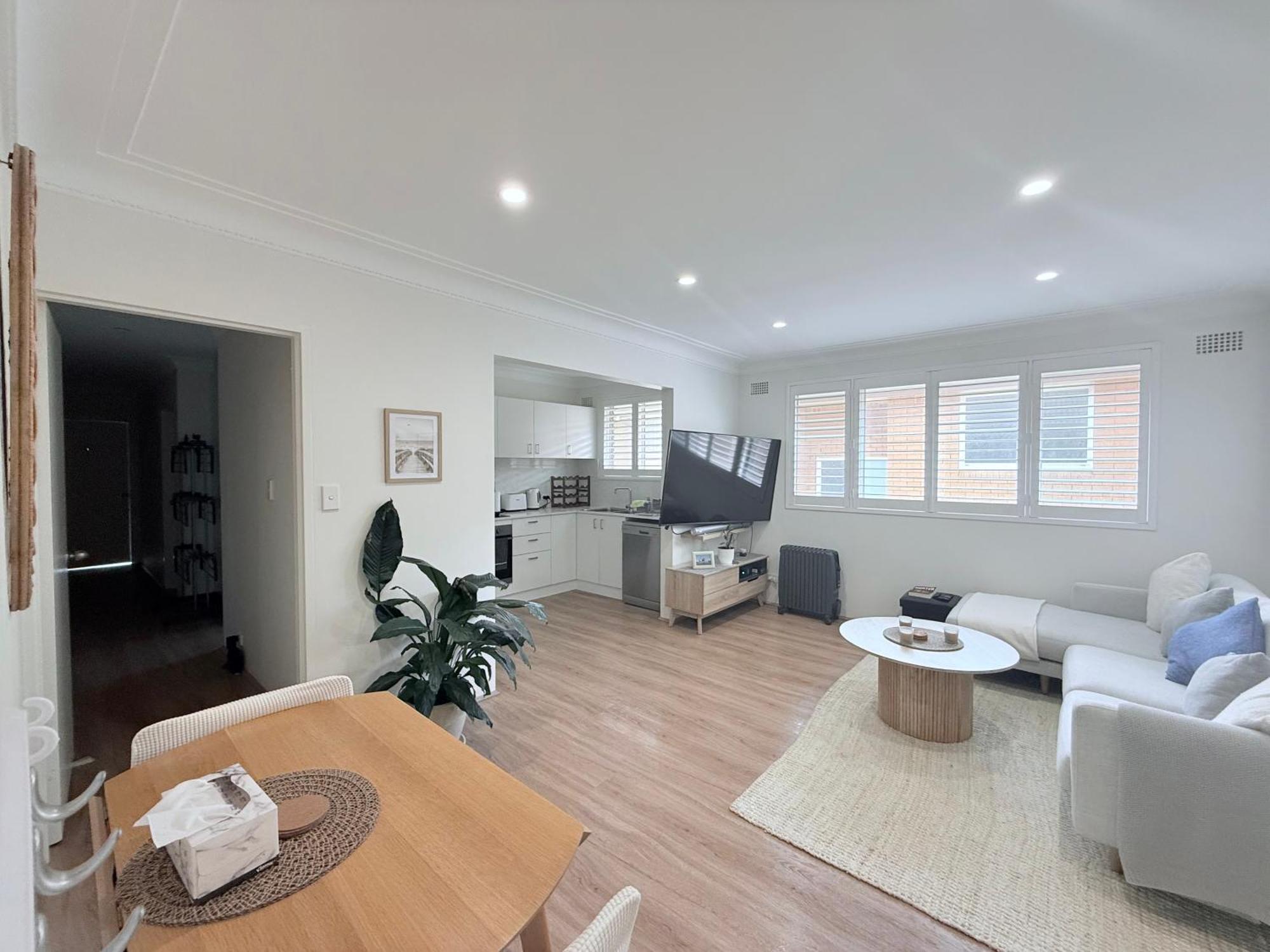 Apartment Coogee Sunrise 2 Bed With Parking, Work Desks & Balcony *