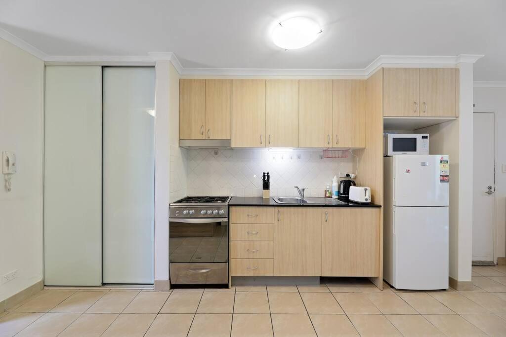 Cozy & Convenient Close To Usyd * Sidney