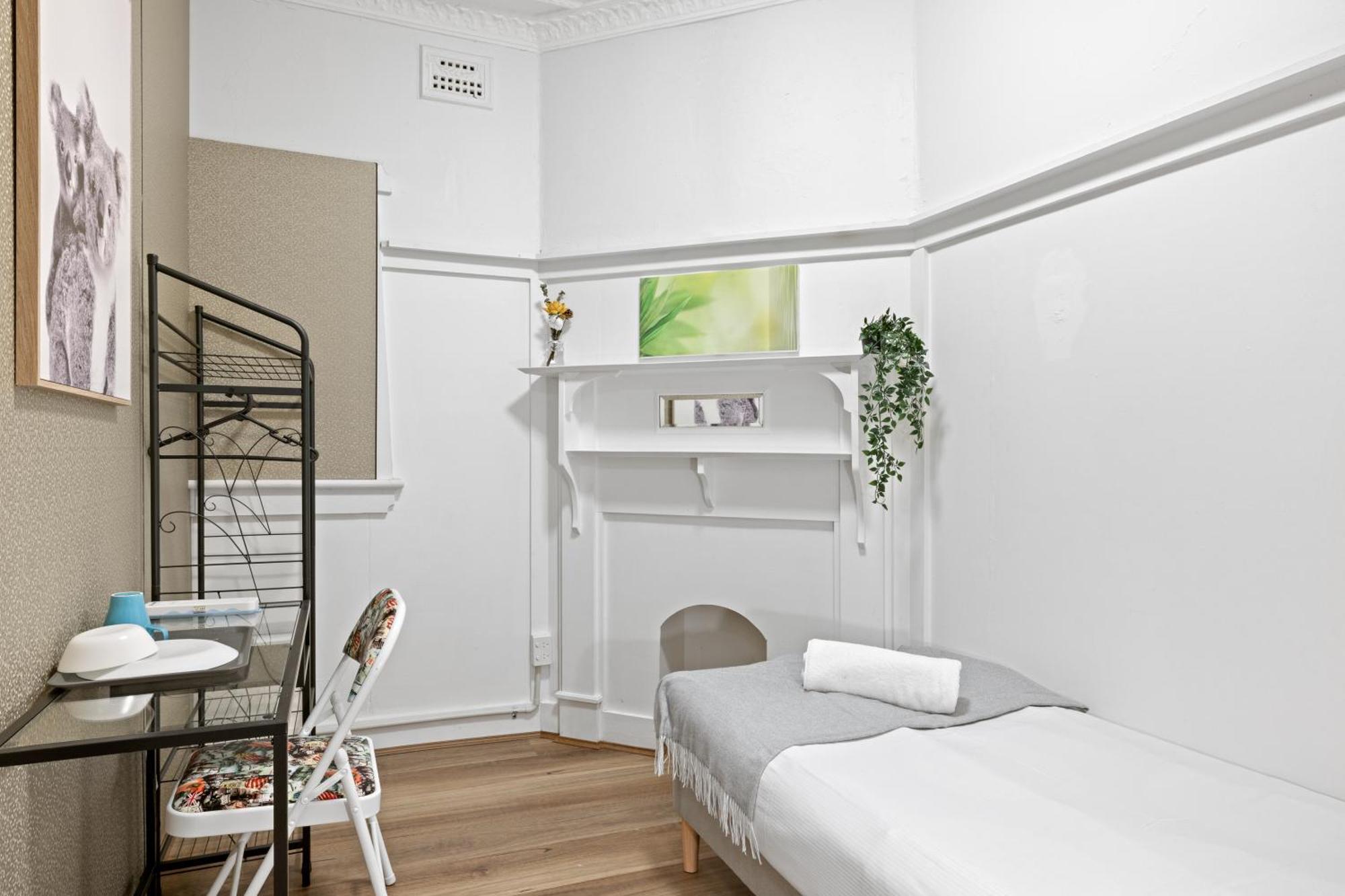 Boutique Single - Centrally Located - Shared Bathroom Guest house Sydney