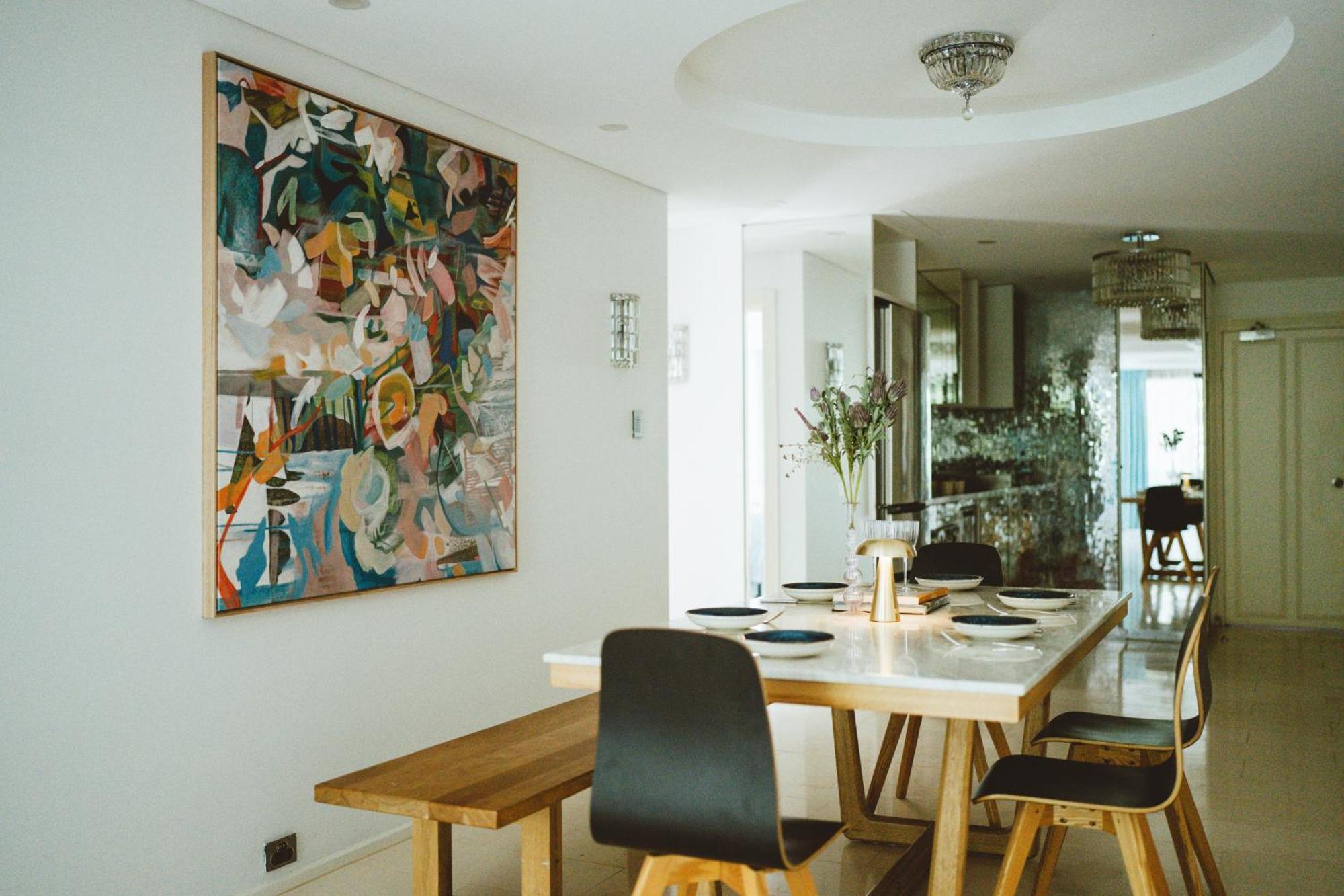Stylish 2 Bedroom Free P At Darlinghutst Sydney