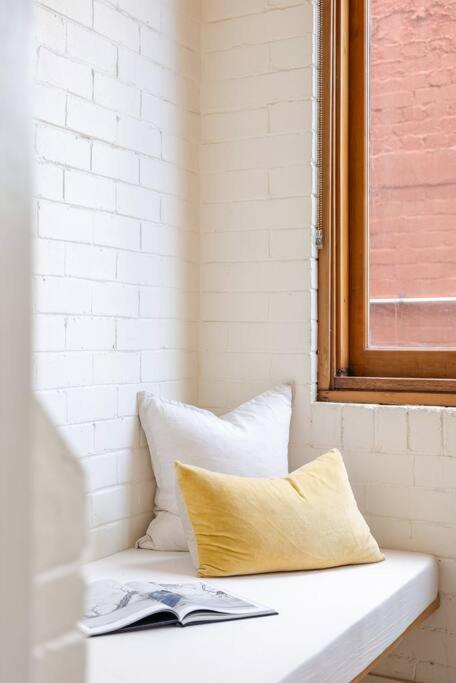 Bondi Book Nook - Cozy And Quiet