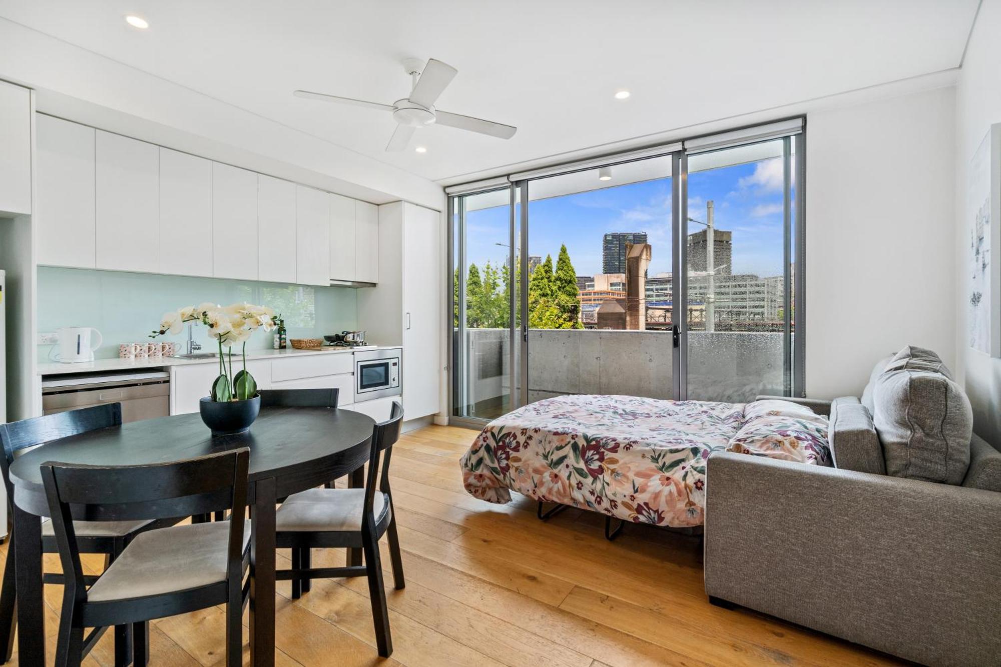 Sydney Apartments *