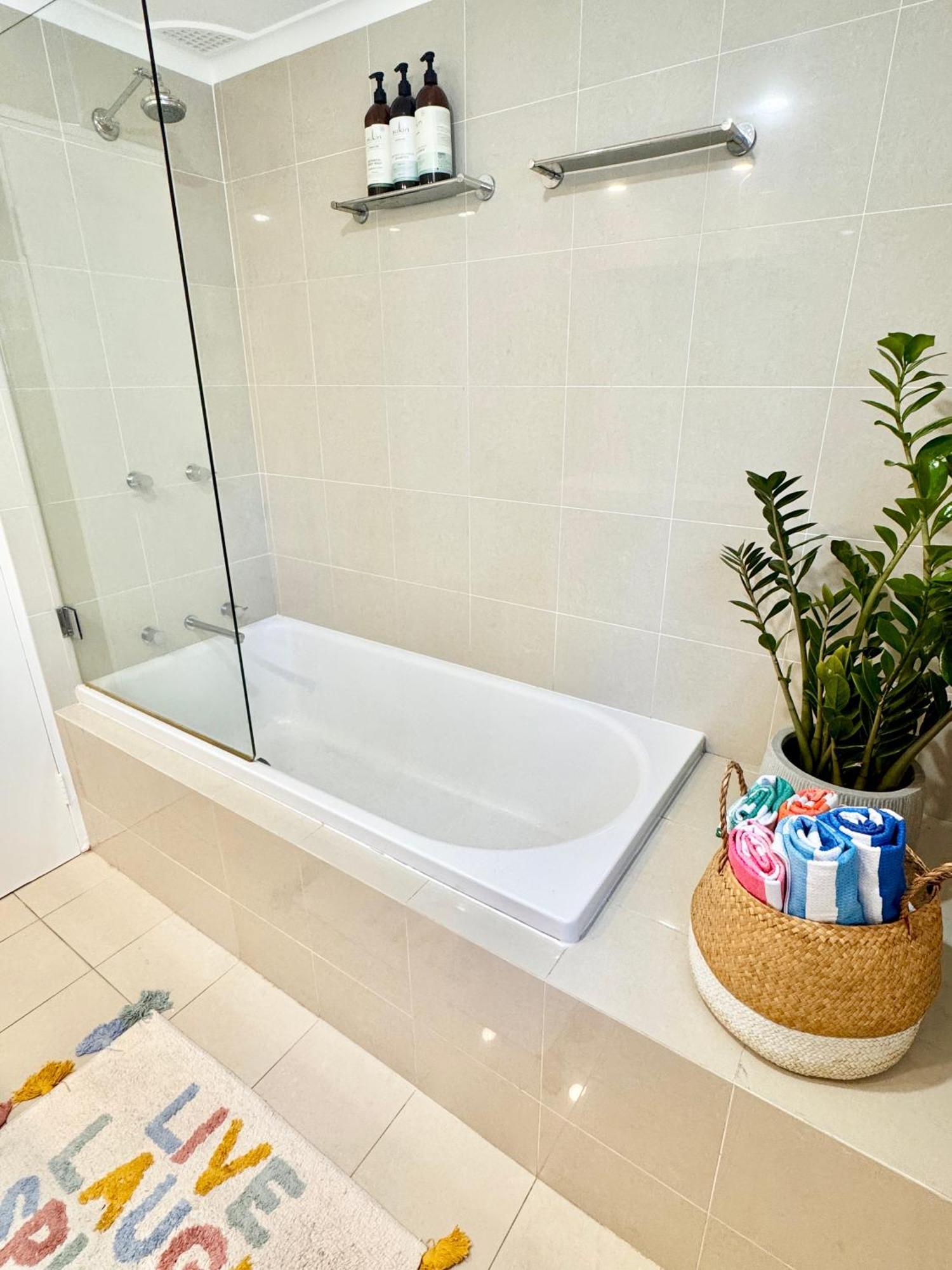 Stylish And Perfectly Located Bondi Hideaway *