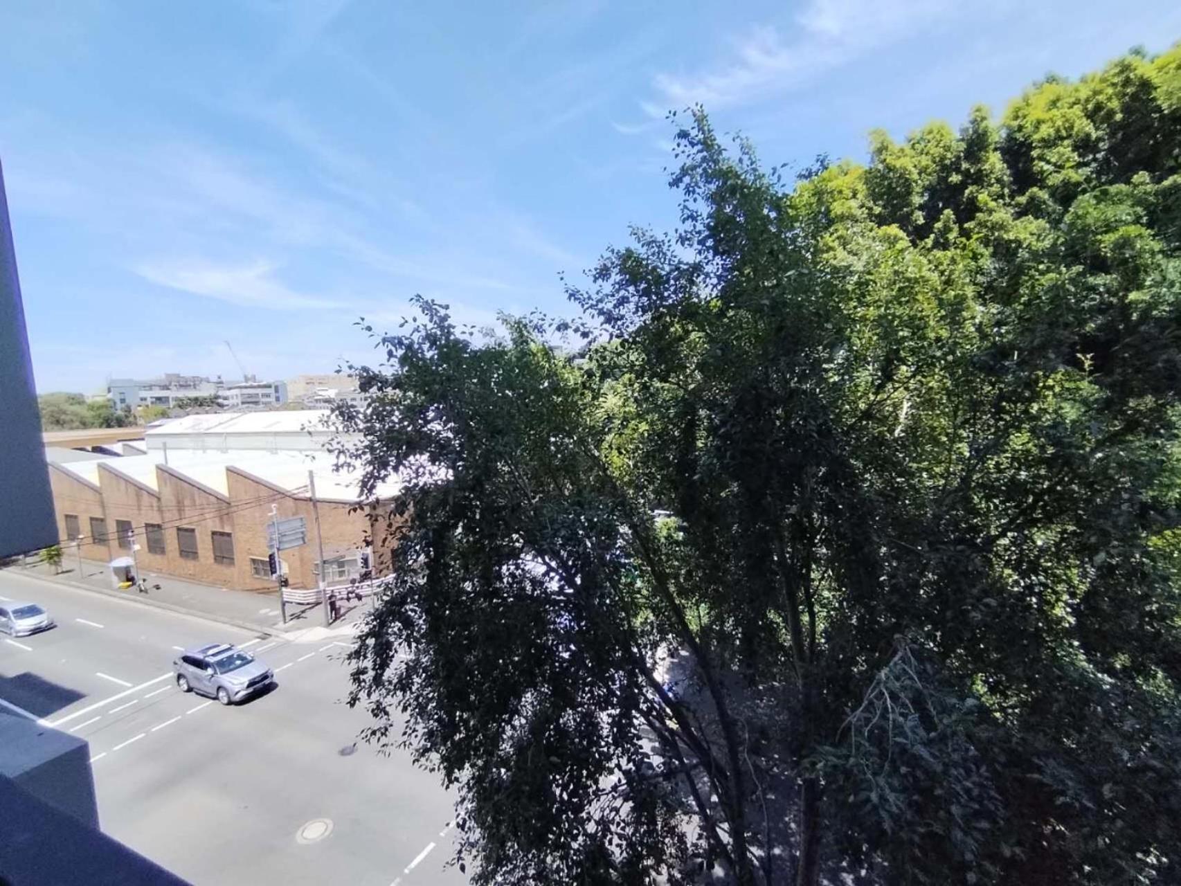 Premium Location In Centre With Free Swimming Pool & Gym Homestay Sydney