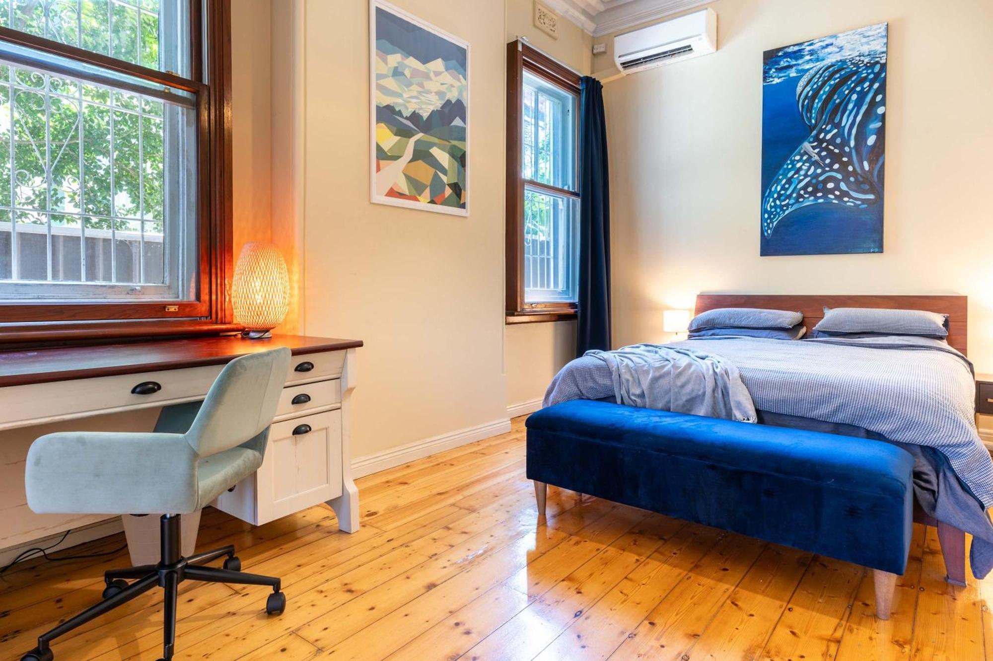 Apartment Peaceful And Stylish Petersham Aparttment With Parking