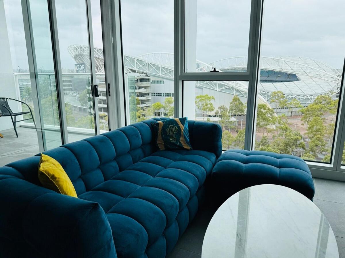 Olympic Park Gem 2 Bedroom Condo-parking, Pool Gym 10