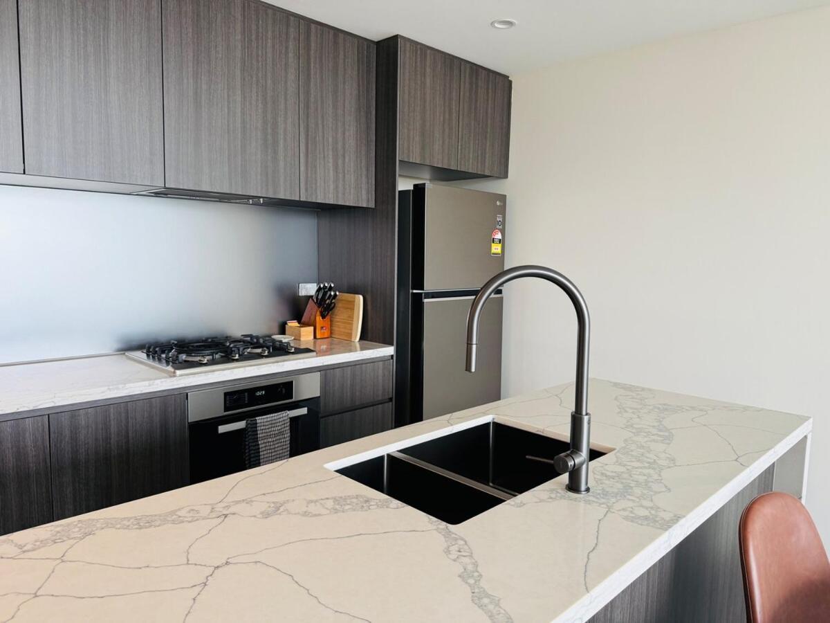 Apartment Olympic Park Gem 2 Bedroom Condo-parking, Pool Gym 10 *