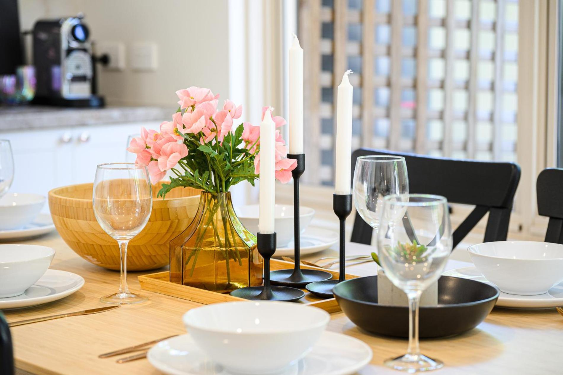 North 3br Walk To Metro Train Holiday home Sydney