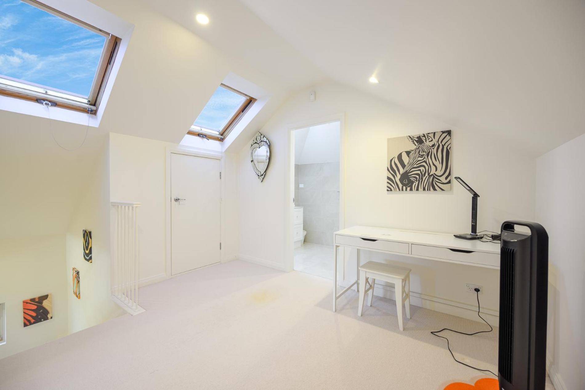 Holiday home North 3br Walk To Metro Train