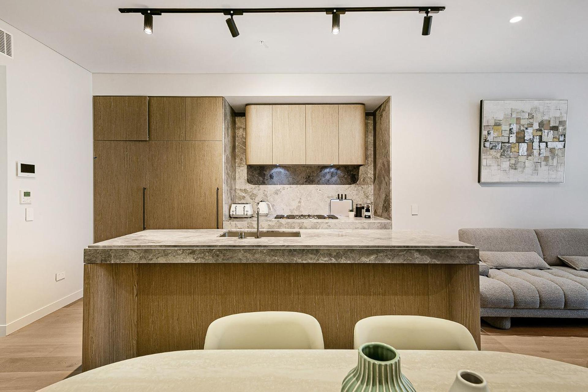Archer Luxe Retreat, Prime Location & Easy Access W Parking Holiday home *