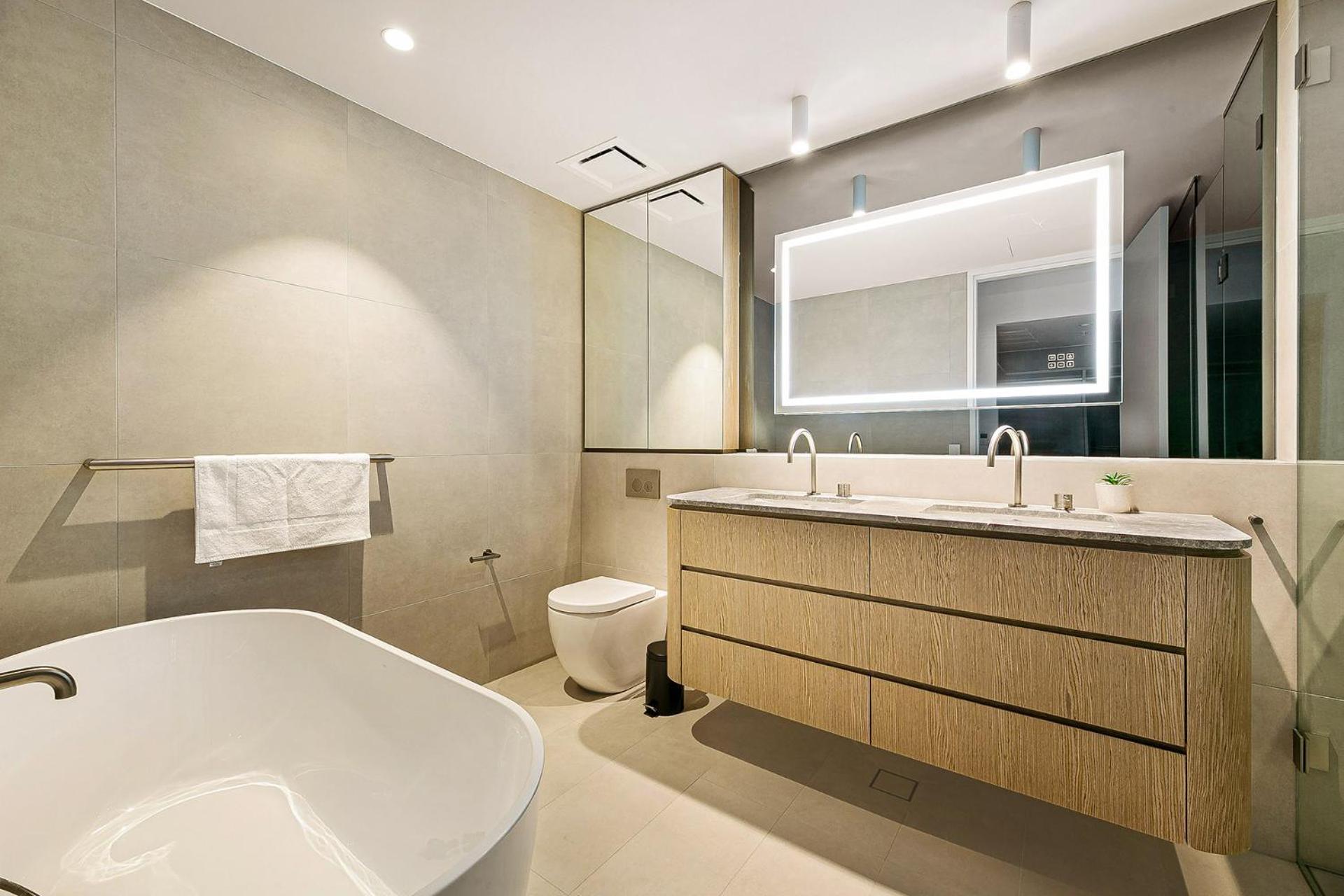Archer Luxe Retreat, Prime Location & Easy Access W Parking Holiday home *