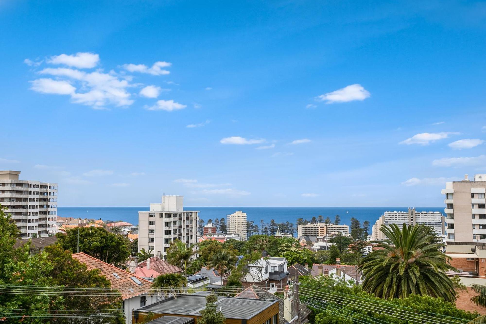 Sensational Penthouse With Ocean And Harbour Views