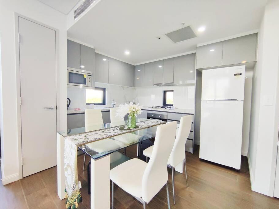 Apartamento Sun-filled W Stunning Open Views Of Park&city