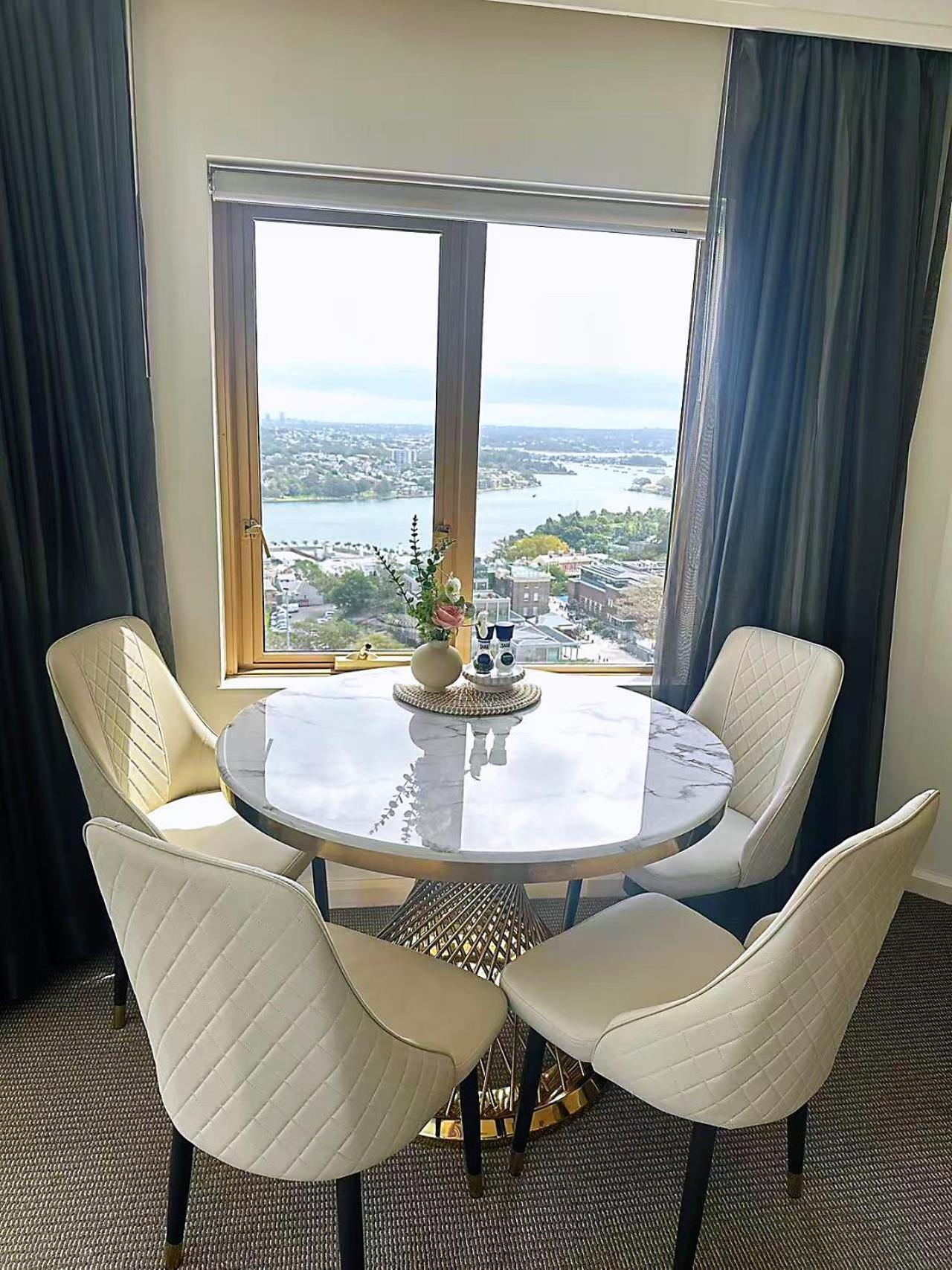 Fancy With Water View In The Rocks *